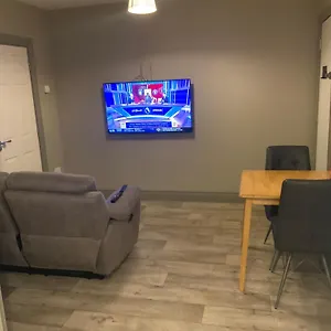 Cozy Small 1 Bedroom Apartment