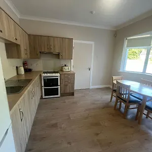 Yeats Self Catering And Bar Apartment